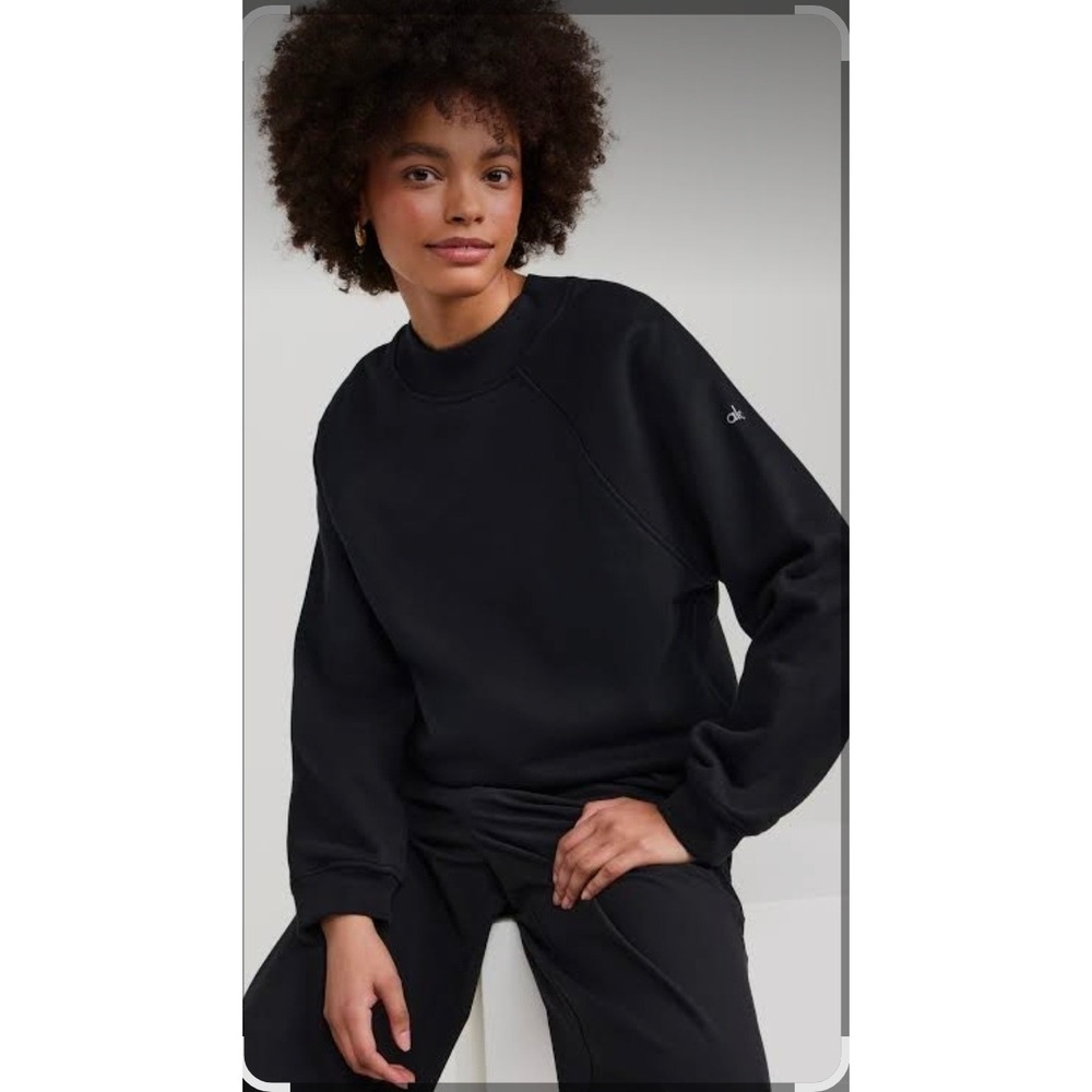 Alo Yoga Renown Heavyweight CrewnecK SOLD OUT Celeb Style Viral Fitness Unisex